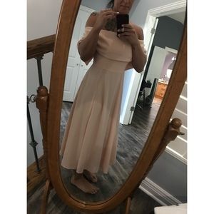 Light pink/beige dress